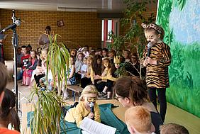 Sehr angetan zeigten sich die zahlreichen Besucher vom Kindermusical „Löwenmutig – Tigerstark“, das die Kinder der Kita St. Rupert in Gerolfing aufführten. Fotos: Kath. Kita IN gGmbH/Vogl